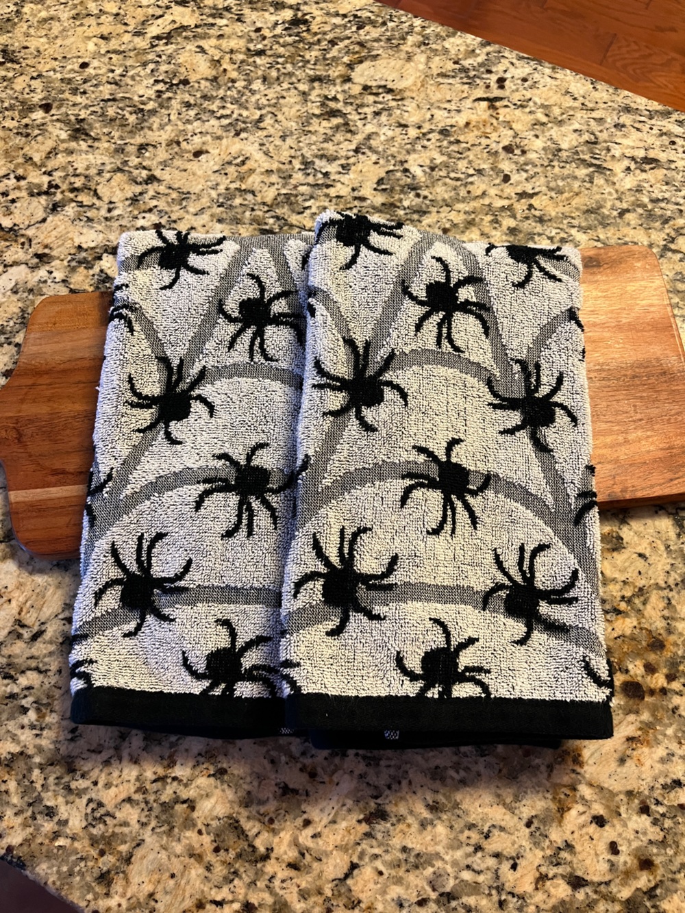 Halloween Spider reversible thick plush Hand Towel - Black and Gray